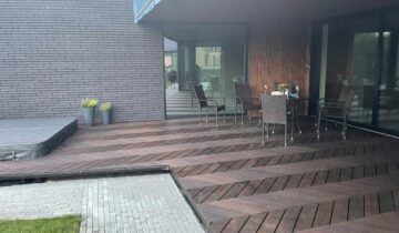 PRABANGI PRIVATAUS NAMO TERASA ĮRENGTA SU MOSO BAMBOO XTREME CHEVRON TERASINĖMIS LENTOMIS