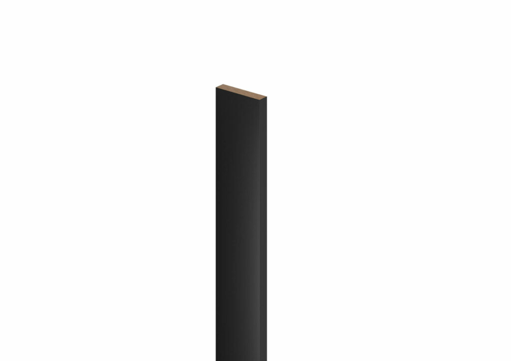 Juodos spalvos intarpas| 30x6x2750 mm | kodas - IN306J